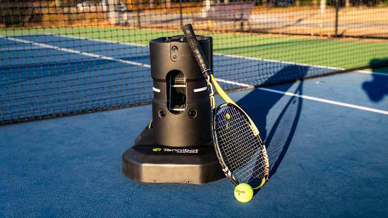 25-01-03_Tennibot_Photo_Edited_18