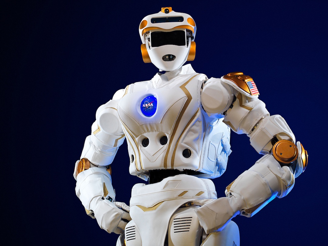 manipulating deformable objects with robots - nasa robot