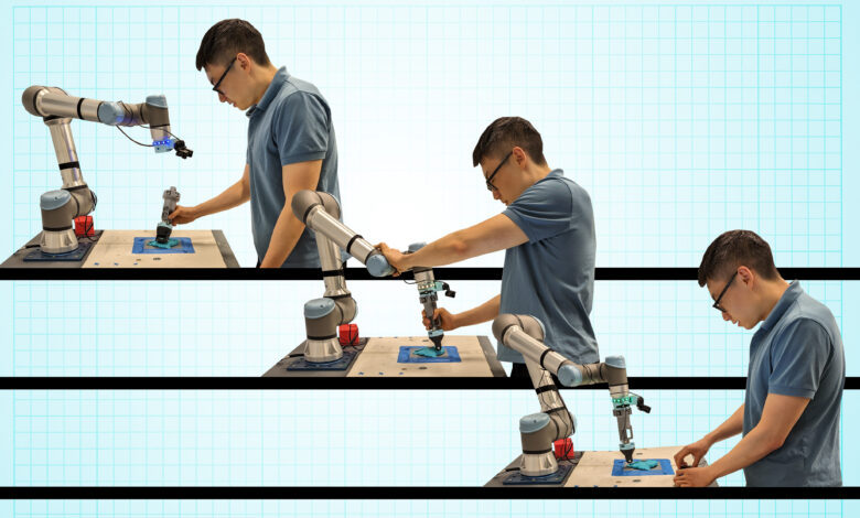 New tool gives anyone the ability to train a robot | MIT News New tool gives anyone the ability to train a robot | MIT News